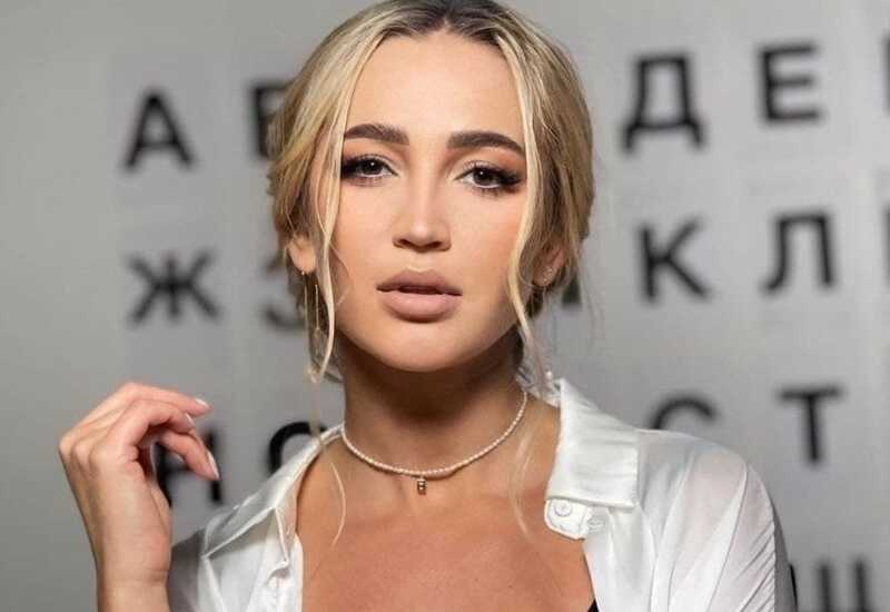 Мечтающая о детях Бузова рассекретила любимого крестного сына