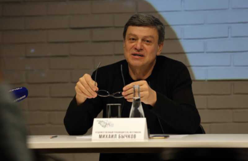 Худрук Камерного театра уволен из-за инакомыслия