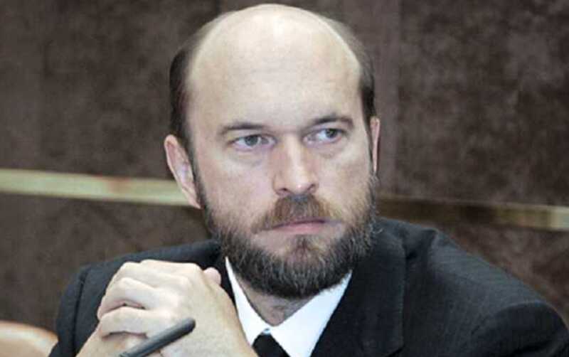 Банкиру Пугачеву плевать на суд с Эйфелевой башни