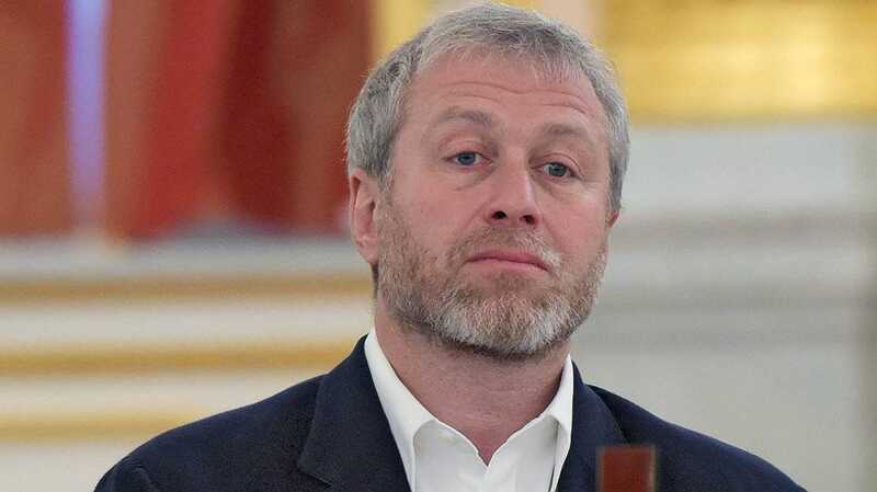Как Абрамович дает взятки российским чиновникам