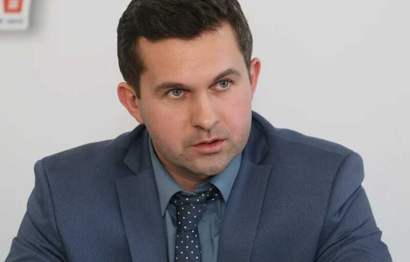 На чем Махиня «прокололся» в Омске?