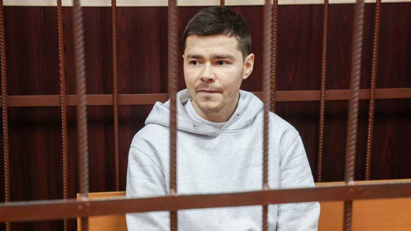 Количество недовольных учеников Аяза Шабутдинова увеличилось минимум до 12 человек
