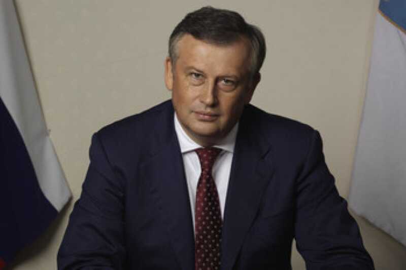 Всех в Бугры, Дрозденко наблюдает