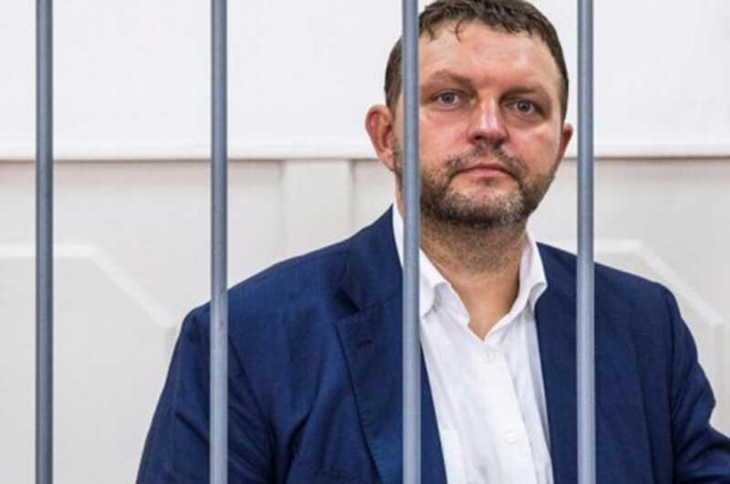 Бывший губернатор Кировской области Никита Белых обложился адвокатами с ног до головы
