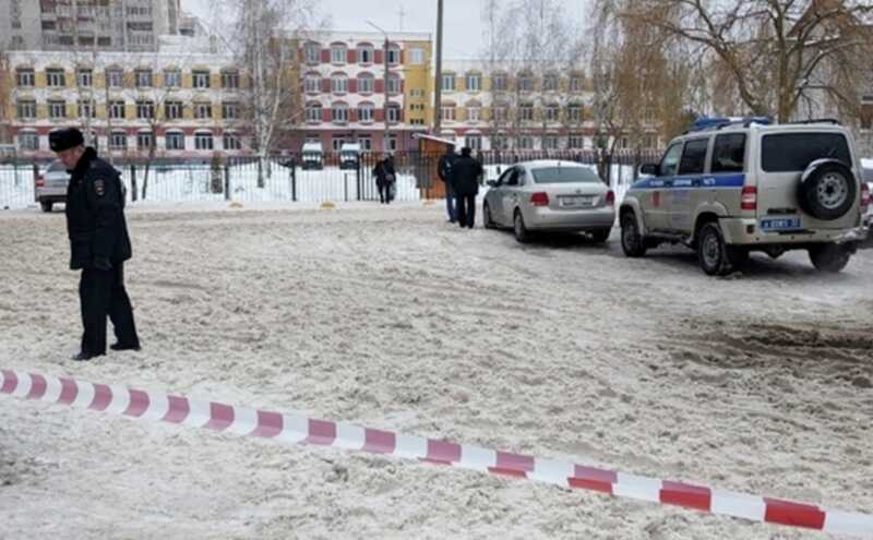 Директора школы в Брянске задержали после стрельбы