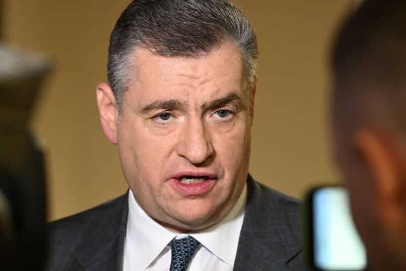 Слуцкий помогает вербовать иностранцев