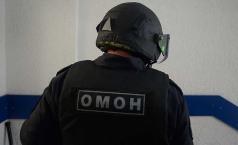 ОМОН ворвался в гей-клуб в Екатеринбурге во время тематической вечеринки