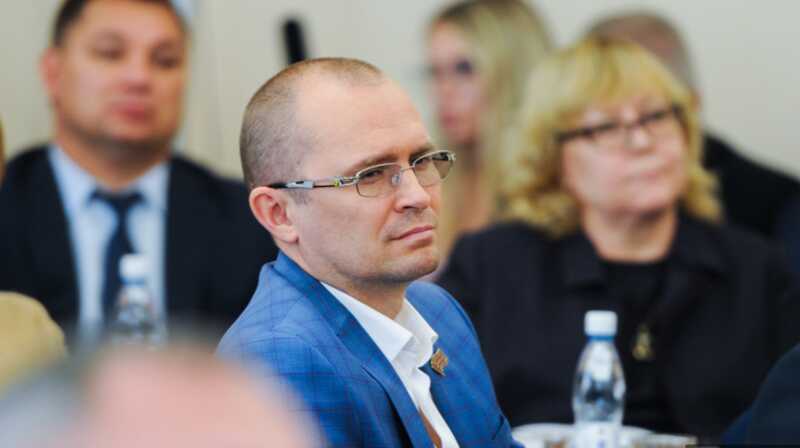 В доме у одного из богатейших депутатов гордумы Челябинска Клушина идут обыски