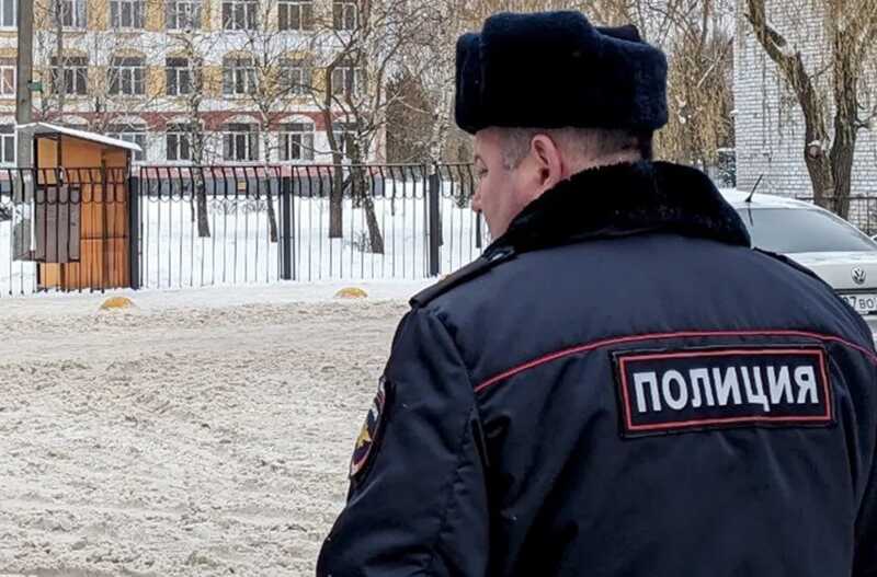 В день расстрела в брянской школе не должно было быть охраны