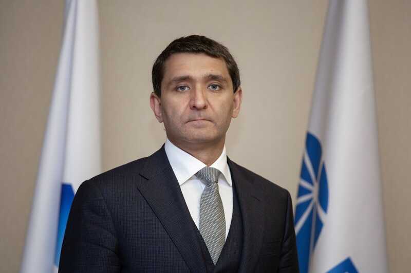 Рюмин - жирует, персонал голодает?