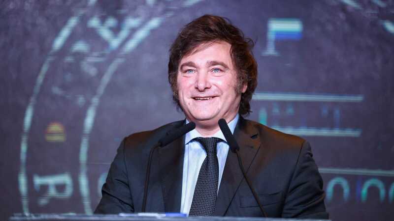 Новый президент Аргентины начал массовые увольнения чиновников