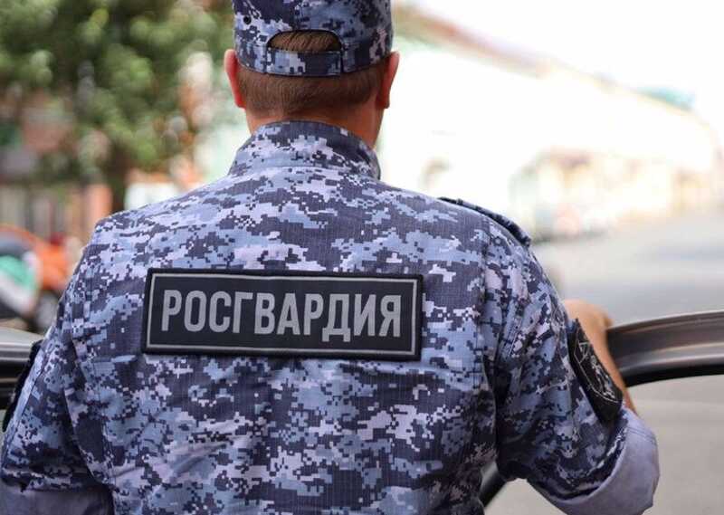 В Ростове прокурор избил сотрудника Росгвардии