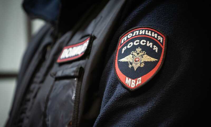 В Петербурге после новогодней ночи на набережной нашли окровавленного мужчину