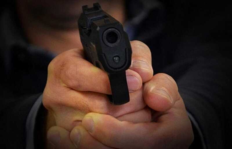 Мужчину расстреляли на парковке ТЦ в Подмосковье