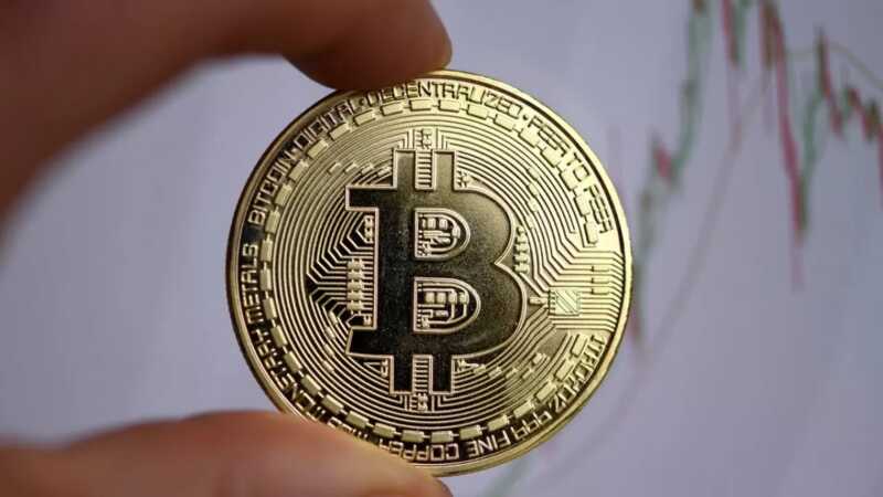 Стоимость биткойна превысила 47 тысяч долларов впервые с апреля 2022 года