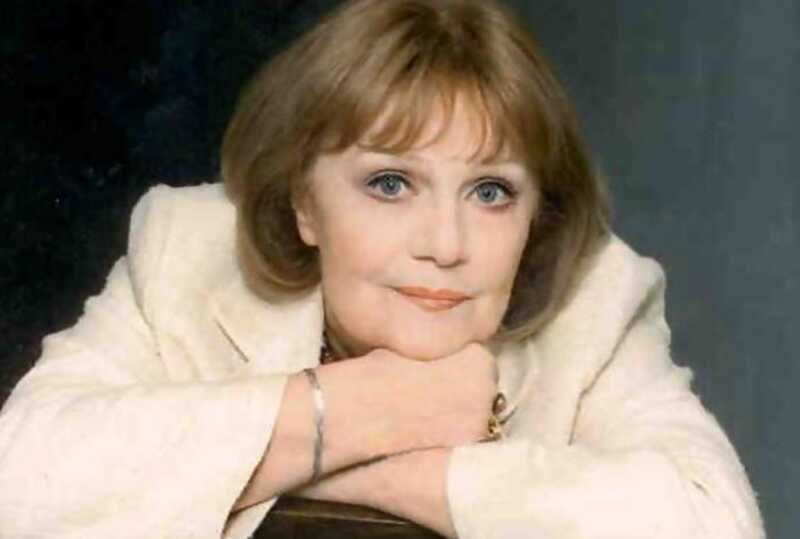 82-летняя звезда «Тани» попала в больницу