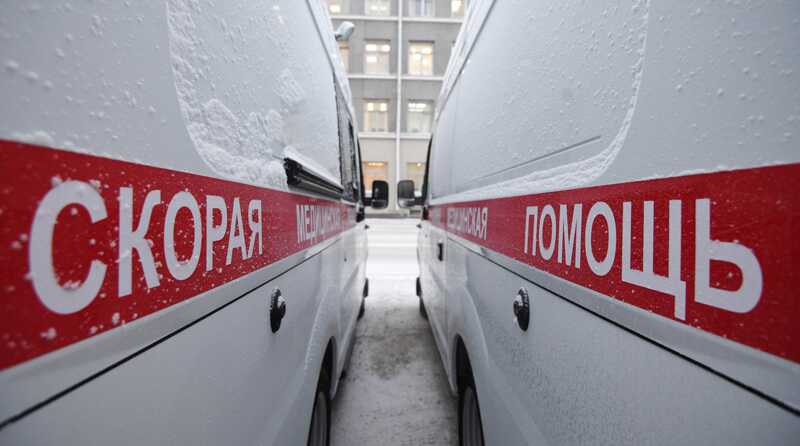 Петербургская школьница попала в реанимацию с отравлением алкоголем после отдыха в ТРЦ