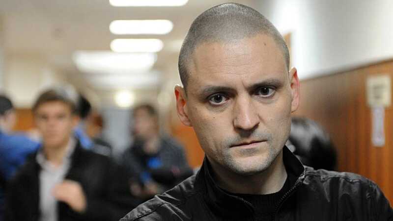 Сергей Удальцов сообщил, что к нему пришли с обыском
