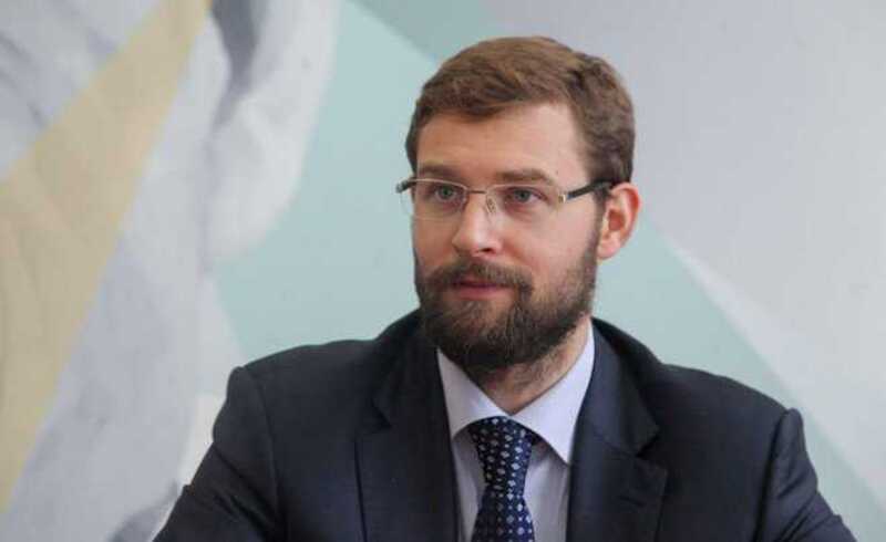 Турлов Тимур Русланович отмывает миллиарды русской мафии через МИРовую пирамиду Freedom Finance