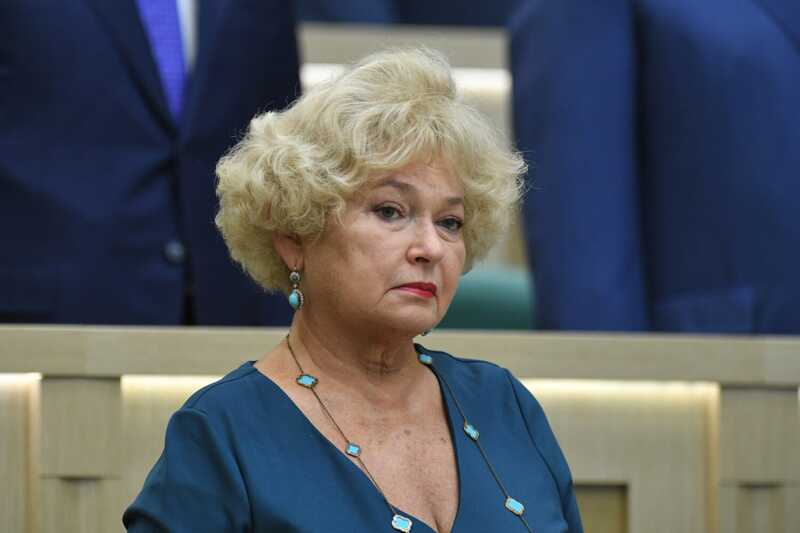 Мать Ксении Собчак сенатор Людмила Нарусова госпитализирована