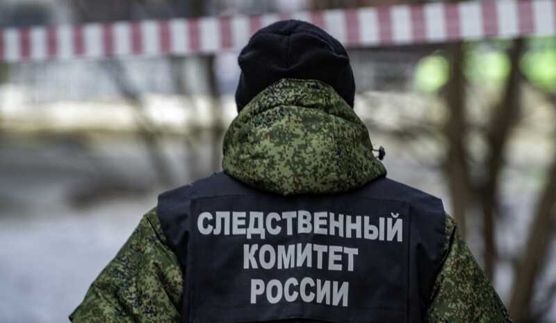 Обнаженную девушку нашли под окнами многоэтажки в Перми