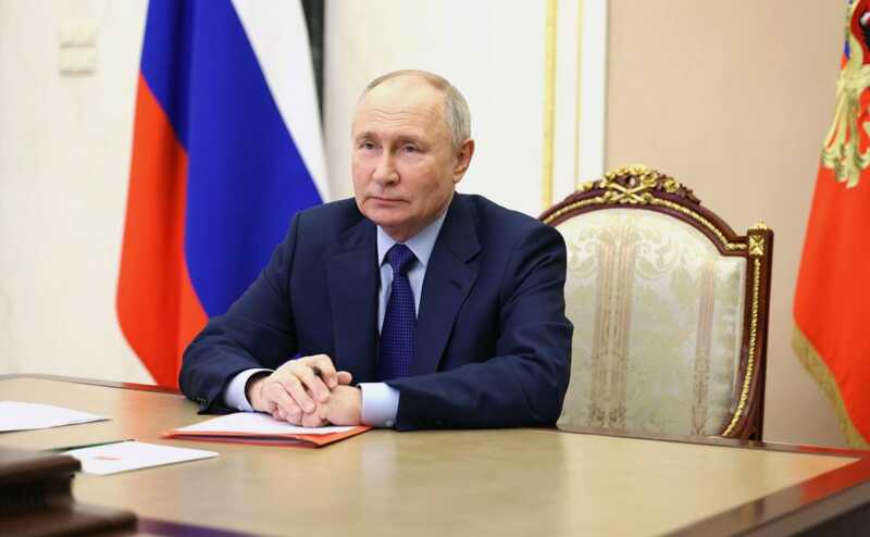 На Путина подали заявление о реабилитации нацизма из-за заявлений в интервью Карлсону