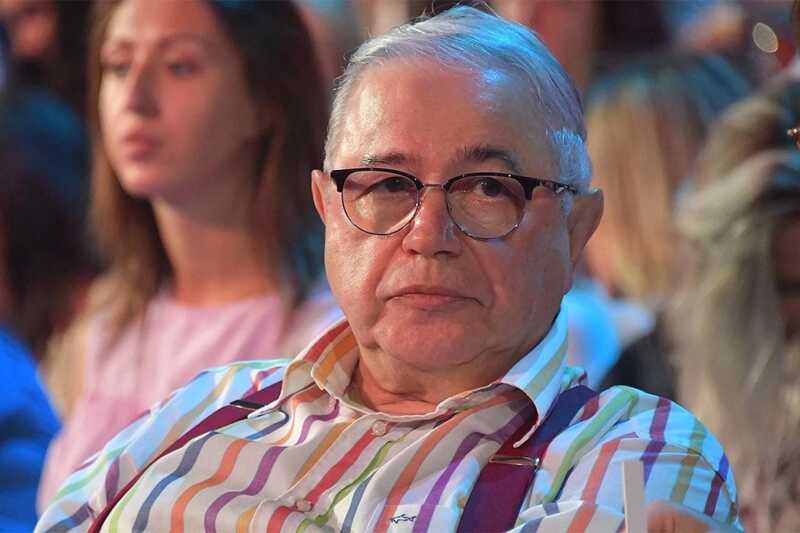 Упавшему на улице Петросяну провели операцию на руке