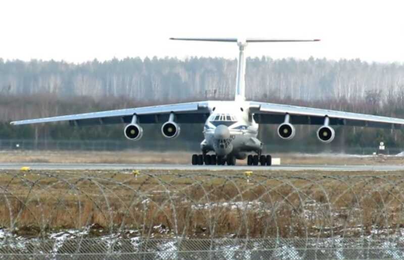 Самолёты Ан-72 и Ил-76 едва не столкнулись в небе над Омском