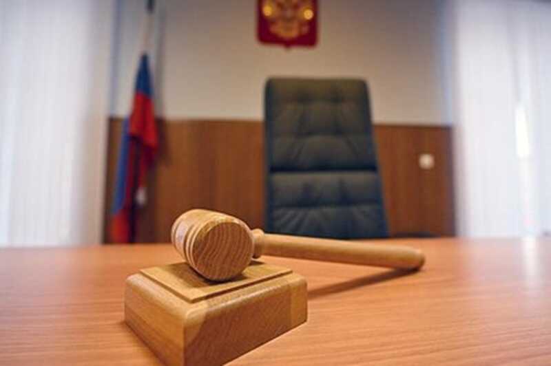 Жительницу Перми оштрафовали из‑за радужного флага в окне