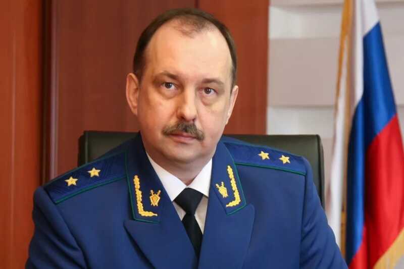 Кто пытается спасти "банду" полицейских от уголовного дела?