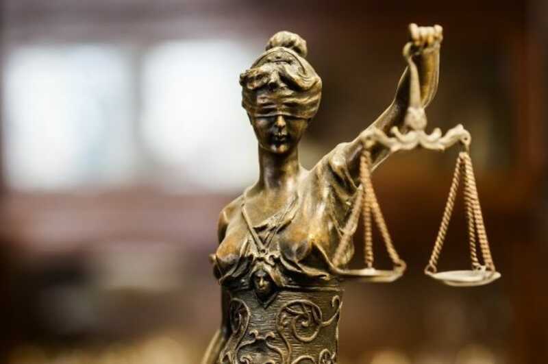 Нина Максименко ответит за воровство дистанционно