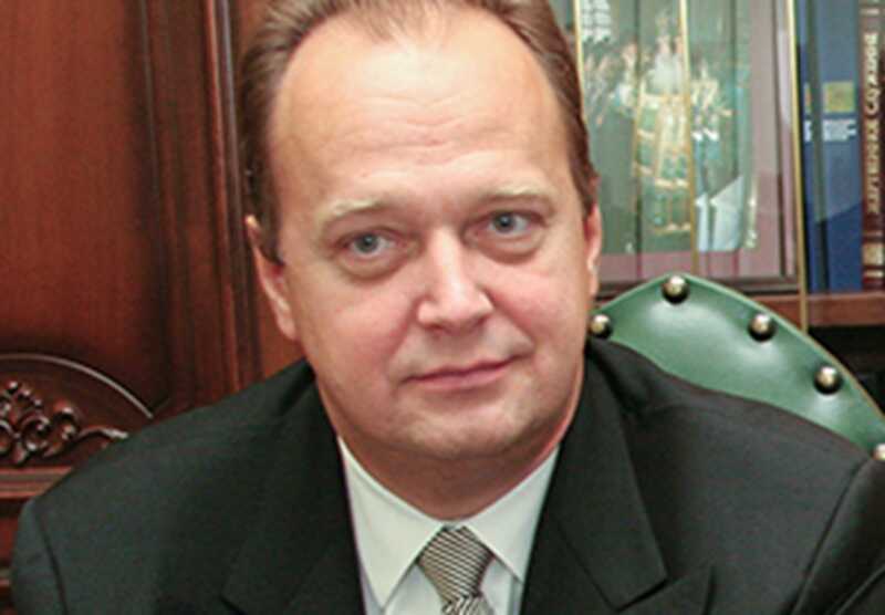 У крупнейших обнальщиков оказались питерские хозяева