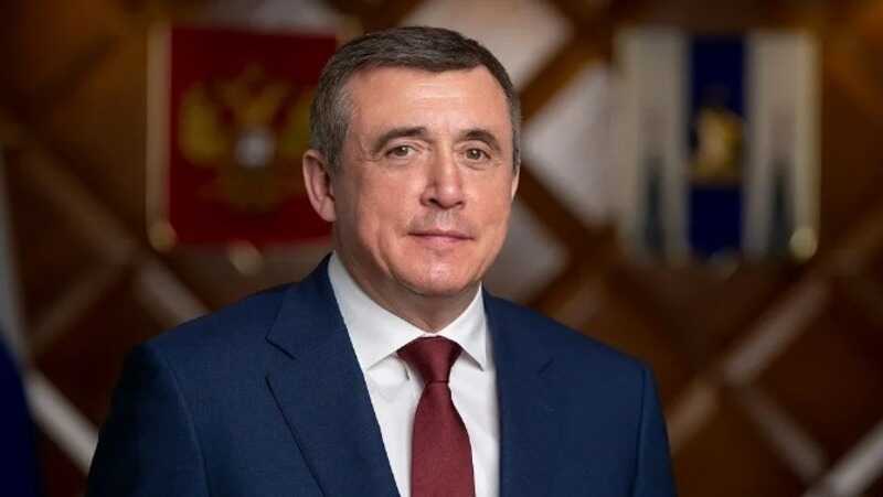 Цветет и пахнет Лимаренко: квартиры детям-сиротам с претензией на "хлев"