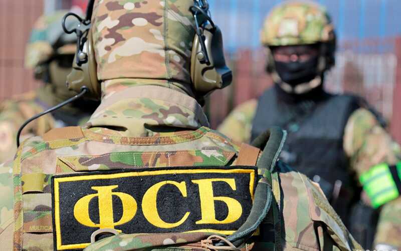 Бизнес в фальшивых погонах