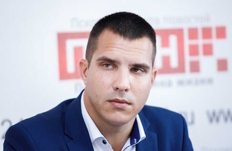 Псковский чиновник, арестованный по делу о крупной взятке, попросил отправить его на войну