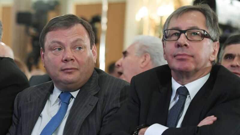 Европейский суд признал санкции против Авена и Фридмана «необоснованными»