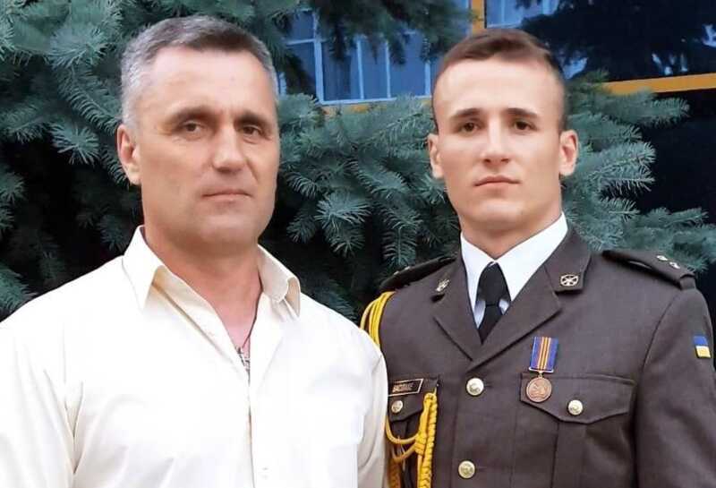 В Винницкой области неизвестные в камуфляже расстреляли полицейских