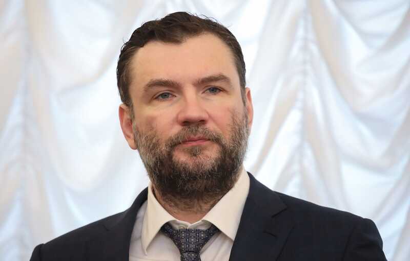Петербургский вице-губернатор Евгений Разумишкин приобрел репутацию главного криминального барона