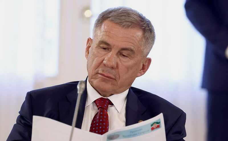 Глава Татарстана Минниханов призвал жителей сидеть дома из-за непогоды