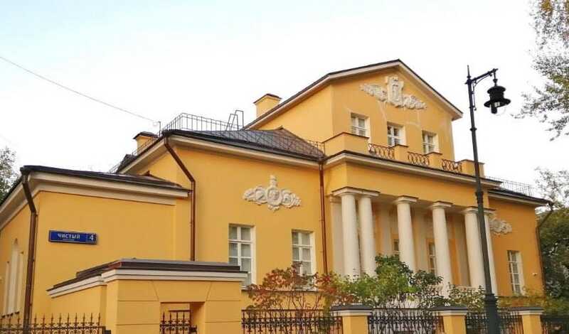 Шикарный особняк из романа «Мастер и Маргарита» арестованный замминистра Иванов записал на водителя