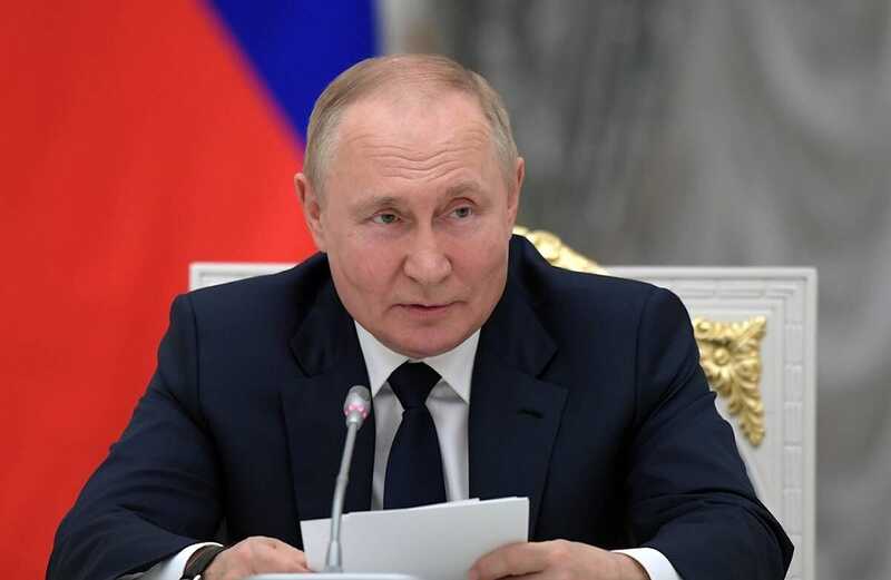 Путин удивился, что не все получили выплаты после наводнений