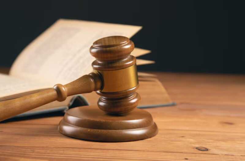 Суд сохранил арест счетов Доева и Снегурова на 870 миллионов