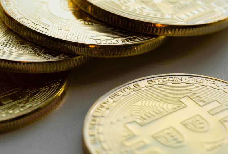 Кассиры криптобиржи Beribit выдали клиентам шоколадки вместо денег