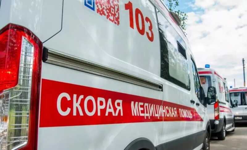 В Ленобласти на подростка обрушилась бетонная плита