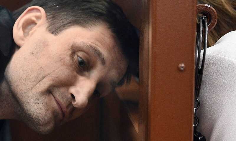 Денис Зубов провалил "крышу" для Василия Ермакова