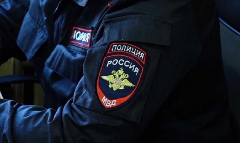 Полиция продолжает поиски военного, подозреваемого в массовом убийстве сослуживцев