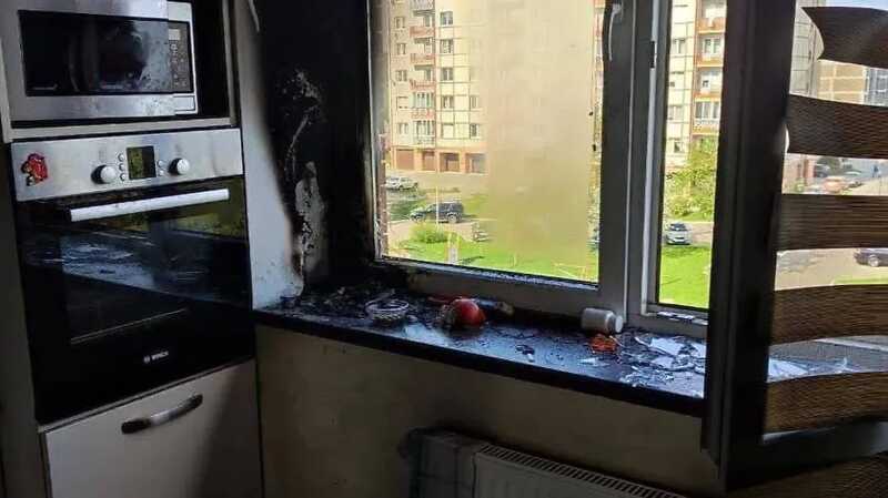 В Калининградской области произошёл пожар из-за вазы, оставленной на подоконнике