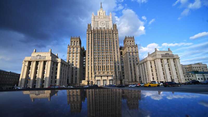 В Министерство иностранных дел России прибыли дипломатические представители от Великобритании и Франции