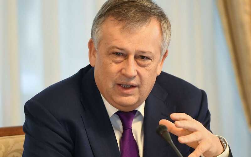 Губернатор Дрозденко селит многодетных на болотах?