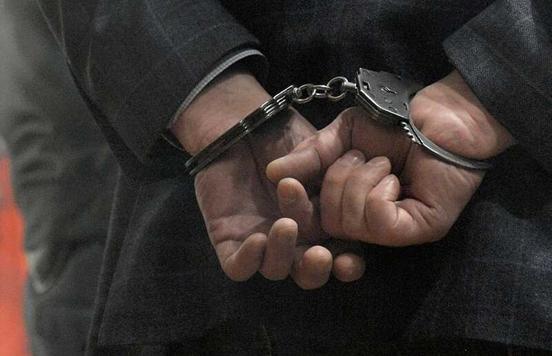 Житель Удмуртии зарезал своего знакомого осколками стекла